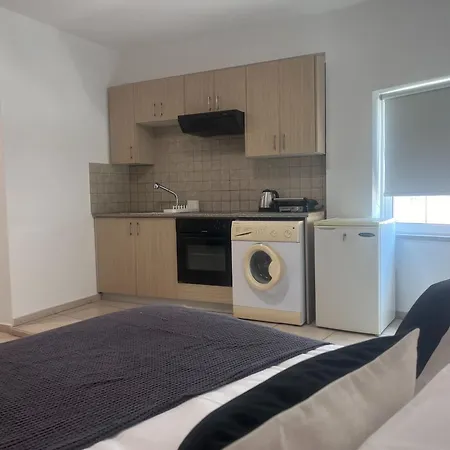 Phaedrus Living Hoopoe Residencies 202 * Nicosia